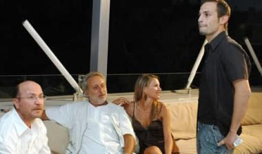 Ψαριανός: “Έγινε Ιούλιος Καίσαρας ο Ντέμης”