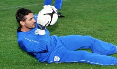 Tρέχει…