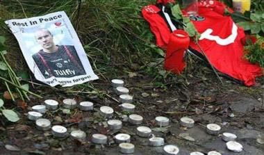 Ειδική φανέλα στη μνήμη του Ένκε για τους παίκτες του Ανόβερου