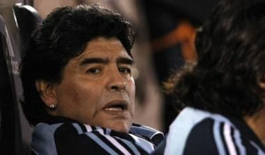 Καμπάνα της FIFA στον Μαραντόνα