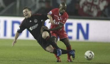 13η αγ.: Νίκησε τον Άγιαξ και έμεινε πρώτη η Τβέντε (vid)