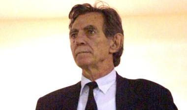 Αιχμές “καπετάνιου” για Τεν Κάτε