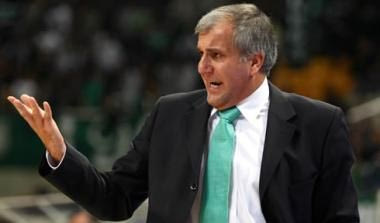 Ομπράντοβιτς: “Πρέπει να παίζουμε 40 λεπτά και όχι 20”