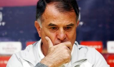 Μπάγεβιτς στο contra.gr: “Μου τηλεφώνησαν από τη Βοσνία, αλλά δεν παρατάω την ΑΕΚ”