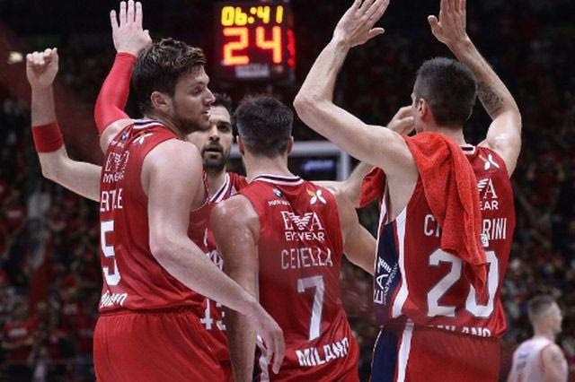 Η Μιλάνο άνοιξε το σκορ στους τελικούς