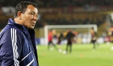 Με την πλάτη στον τοίχο