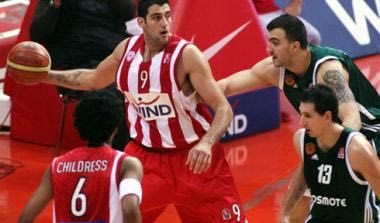 Παναθηναϊκός και Ολυμπιακός ένα βήμα πριν από το τελικό