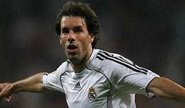 Παίκτης του Αμβούργου ο φαν Νιστελρόι