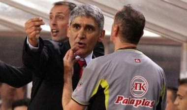 Γιαννάκης: “Δεν μπορείς να μιλήσεις για μπάσκετ με τέτοιες συνθήκες”