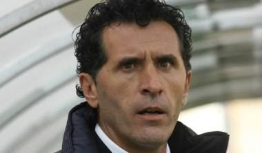 Τον Καμερουνέζο Ολιβιέ Μπουμάλ πήρε ο Παναιτωλικός