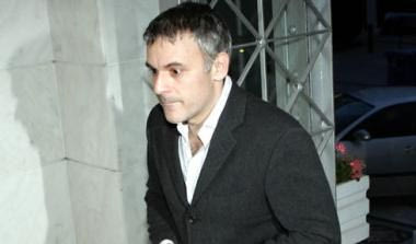 Στην Αθήνα ο Αδαμίδης, οι διαφωνίες του με τους μετόχους