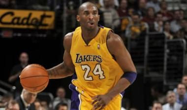 O Kobe Bryant έγινε ο νεότερος που ξεπερνά τους 25.000 πόντους