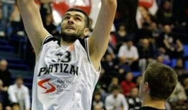 Στο Top-16 η Παρτιζάν, σαρωτική η Σιένα
