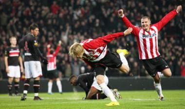 18η αγ.: Κέρδισε χωρίς να παίξει η Αϊντχόφεν