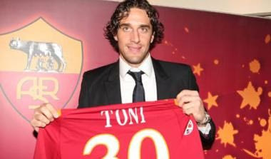 Παρουσίασε τον Τόνι η Ρόμα