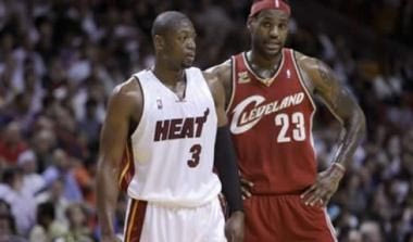 O James νίκησε τον Wade. “Χτύπησε” την τελευταία στιγμή ο Chris Paul
