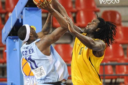 ΑΕΚ-Κολοσσός 59-64