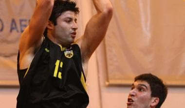 Πιο χαλαρά Νικολαϊδης, Καλλινικίδης