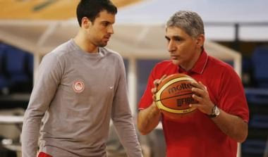 Με Αγγελόπουλους η τελευταία προπόνηση