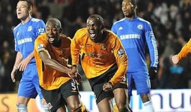 “Γκέλα” της Τσέλσι με τη Χαλ (vid)