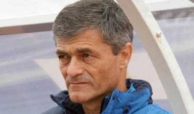 Ο Κοκότοβιτς στον πάγκο του Πανσερραϊκού