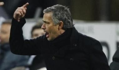 Πρόστιμο στον Μουρίνιο για την επίθεση σε δημοσιογράφο