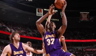 Οι Lakers… χάλασαν την επέτειο των Blazers (vid)