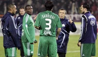 Επιχείρηση ανασύνταξης στην Παιανία. Νιόπλιας: “ψηλά το κεφάλι”, παίκτες: “μόνο νίκες”