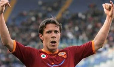 Νέο συμβόλαιο υπογράφει ο Ταντέι