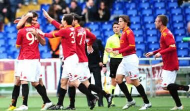 25η αγ.: Ρόμα και Μίλαν αυξάνουν την πίεση στην Ίντερ (vid)