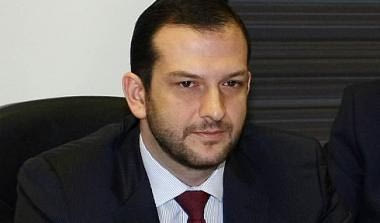 Η εποχή Αδαμίδη και η πίστωση χρόνου