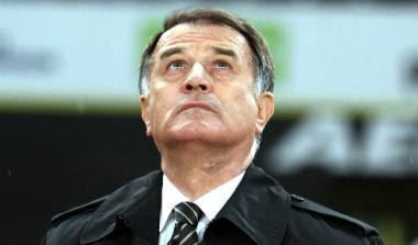 Τα χαμένα στοιχήματα του Μπάγεβιτς και η χαμένη αγωνιστική ταυτότητα της ΑΕΚ