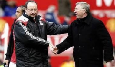 Μπενίτεθ: “Ο Φέργκιουσον επηρεάζει τους διαιτητές”