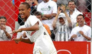 “Πλειστηριασμός” για την απόκτηση του Νεϊμάρ