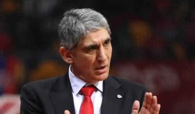 Γιαννάκης: “Μου αρέσει ο τρόπος αντίδρασης της ομάδας”