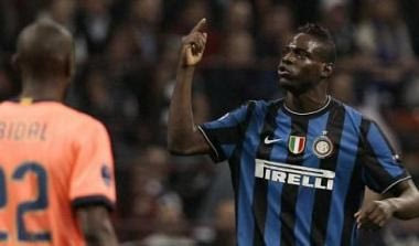 Κλότσησε Μπαλοτέλι ο Ματεράτσι, φοβήθηκε ο Ιμπραϊμοβιτς (vid)