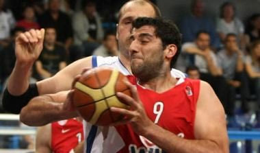 Μπουρούσης: “Δύο τέλεια παιχνίδια για την κούπα”
