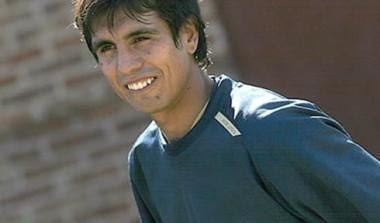 Γκολ απο την σέντρα του Γκρασιάν (vid)