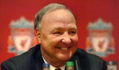 Εξαγριωμένοι οι φίλοι της Λίβερπουλ, καθώς ο Χικς τετραπλασιάζει τα κέρδη του