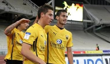 Ο Αδαμίδης μίλησε με Αραμπατζή, Γκέντζογλου, Παυλή και πάει Λίβερπουλ να κλείσει το Νέμεθ