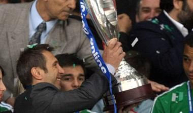 Νιόπλιας: “Μη με απαξιώνετε, και να μη μείνω δεν με πειράζει”