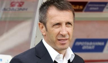 Νιόπλιας: “Ας δούμε πρώτα αν θα μείνω και μετά μιλάμε για Σκόκο”