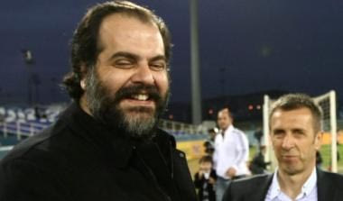 Πατέρας: “Τρία ματς, δύο κούπες”