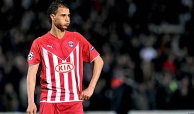 Υπέγραψε στην Άρσεναλ ο Σαμάκ