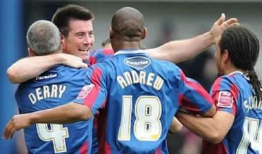 46η αγ.: Η Μπλάκπουλ στα πλέι οφ, έπεσε η Σέφιλντ Γουέν.