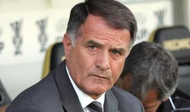 Συνεχίζει με Μπάγεβιτς η ΑΕΚ