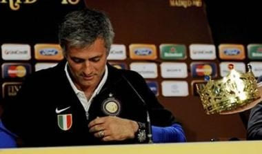 Η… κορώνα του Μουρίνιο (vid)