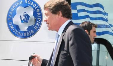 Ρεχάγκελ: “Ελπίζω να είμαστε όλοι υγιείς” (vid)