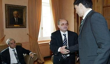 Θρίλερ για την προεδρία λίγο πριν το Δ.Σ. της Παρασκευής