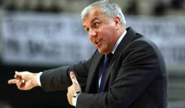 Ομπράντοβιτς: “Είχαμε το μυαλό μας στον Ολυμπιακό”. Ζούρος: “Ήμασταν άξια εδώ”